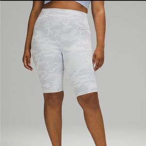 Lululemon Wunder Under 10” Short RIBBED